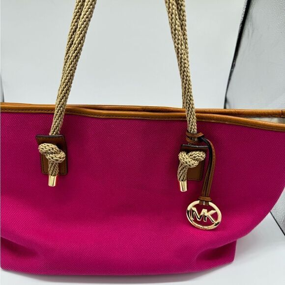Handbags - Michael kors bag
